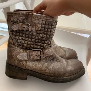 Ash Distressed Studded Boots Silver/Gunmetal